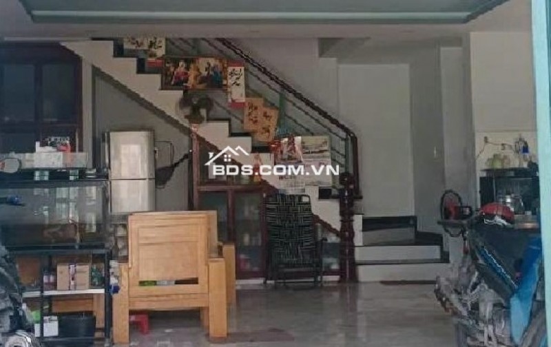 Bán nhà mặt phố Lò Lu, 4,5 triệu, 65m2, view đẹp, uy tín, Trường Thạnh, Q9, HCM